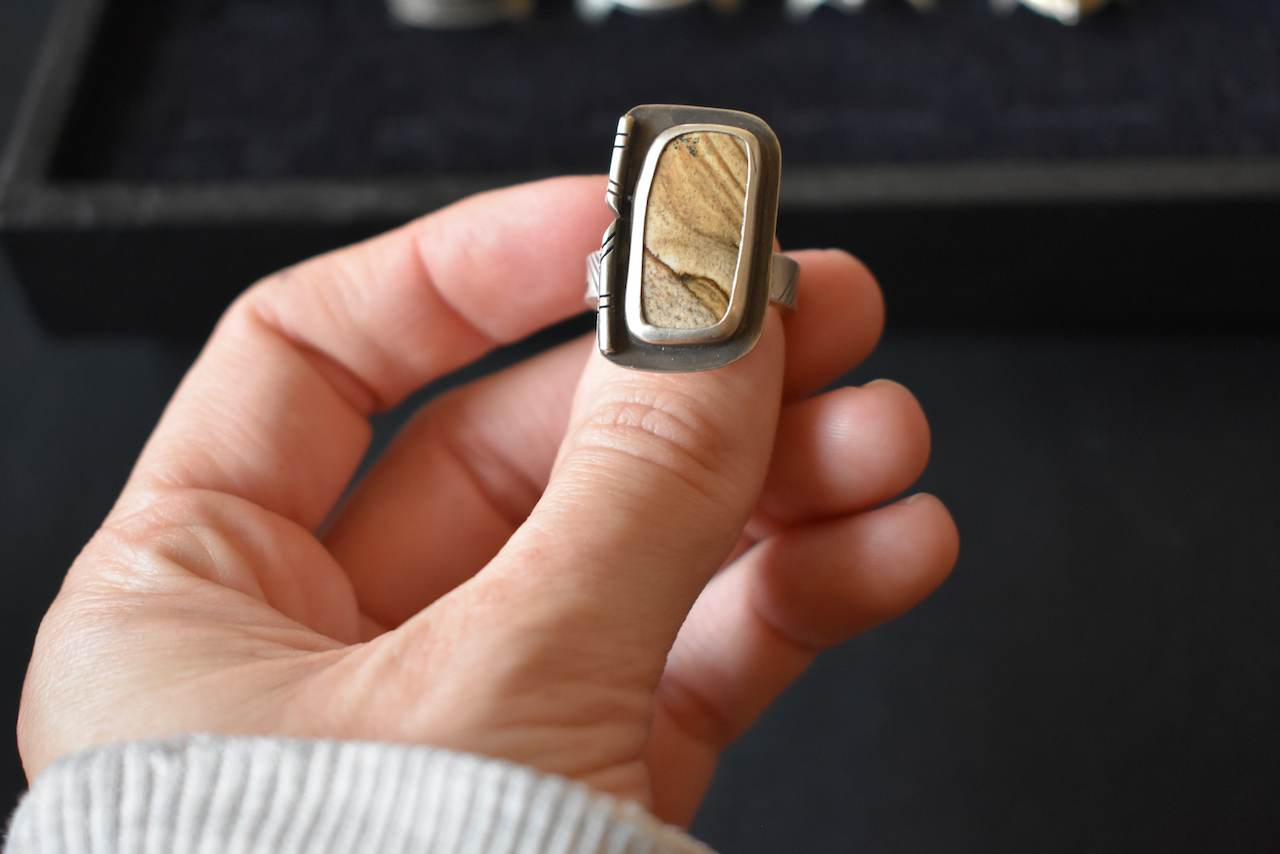 Picture Jasper (size 7.5)