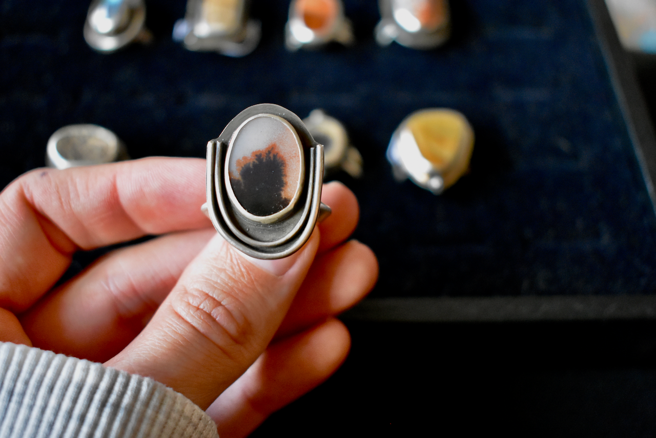 Dendritic agate (size 9)